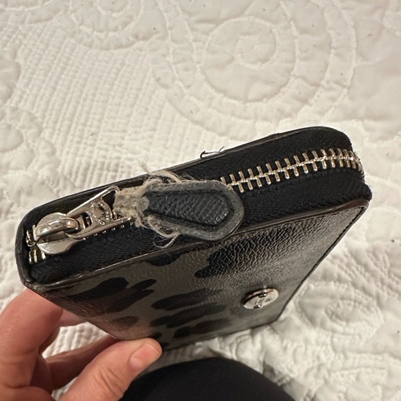 Coach Wallet - Picture 4 of 9